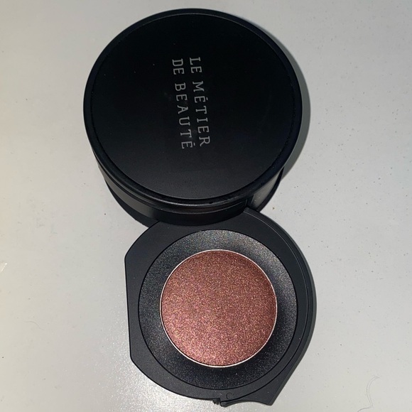 Eye shadow - Picture 7 of 12